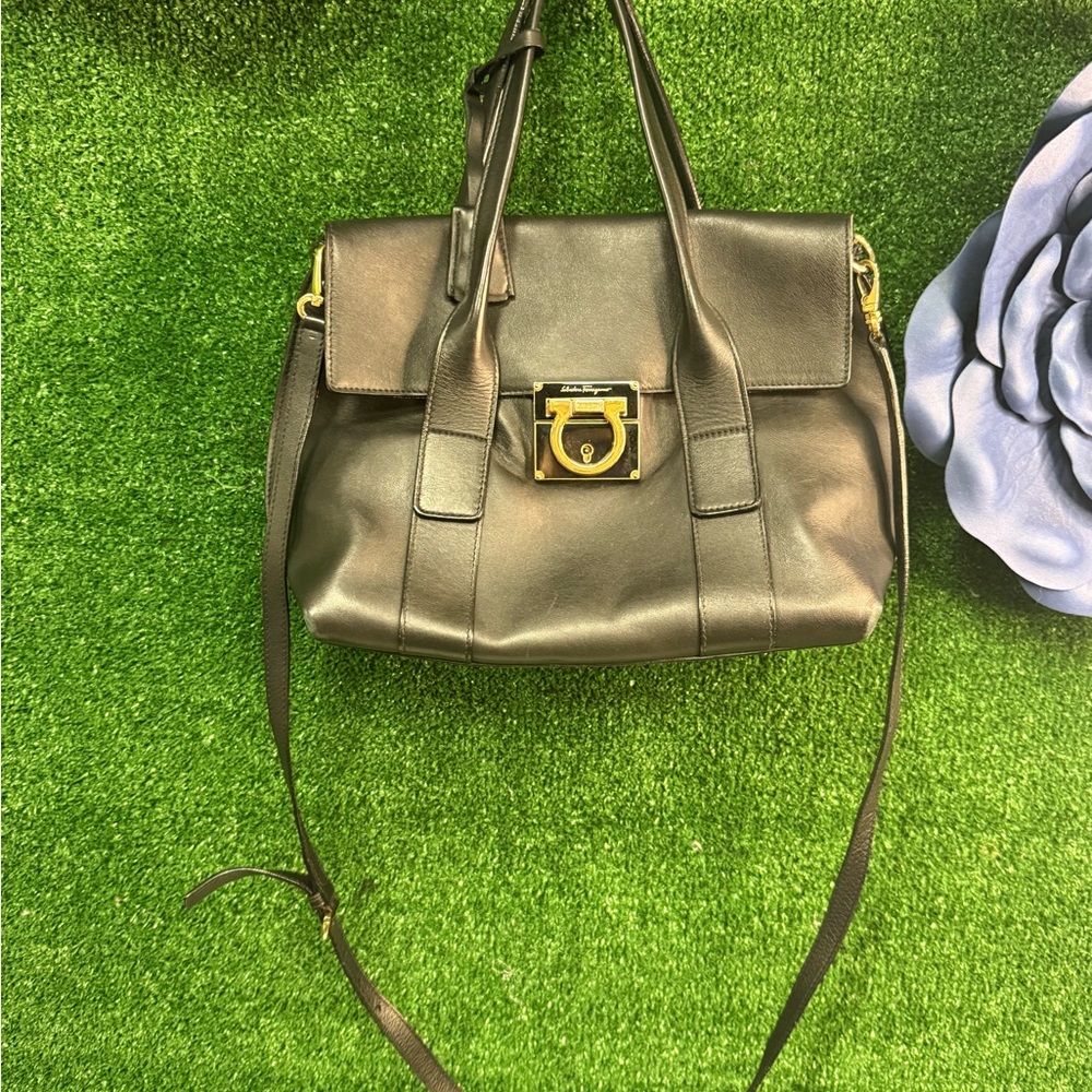 Ferragamo Black Leather Gold Hardware 2-Way Crossbody & Handle Bag